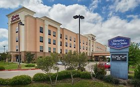Hampton Inn & Suites Waco South